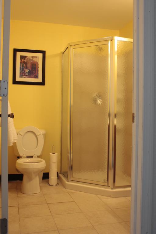 Beach Fantasy Apartment Suites Old Orchard Beach Room photo